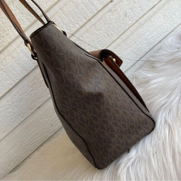 MICHAEL KORS Acorn Pocket Jet Set Joe Tote Shoulder Bag - Picture 4 of 8